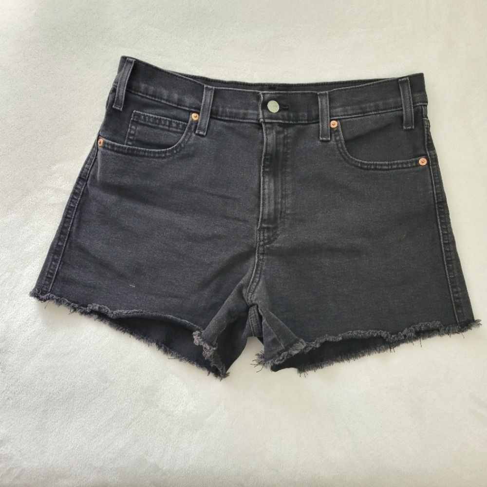 Signature by Levi Size 10 High Rise Shorts